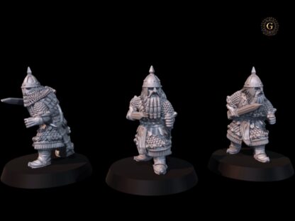 Dwarf Warriors Swords,Tower Shields X3 28mm 1/56 Unpainted Wargame Collectors Figures - Image 3