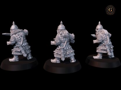 Dwarf Warriors Swords,Tower Shields X3 28mm 1/56 Unpainted Wargame Collectors Figures - Image 6